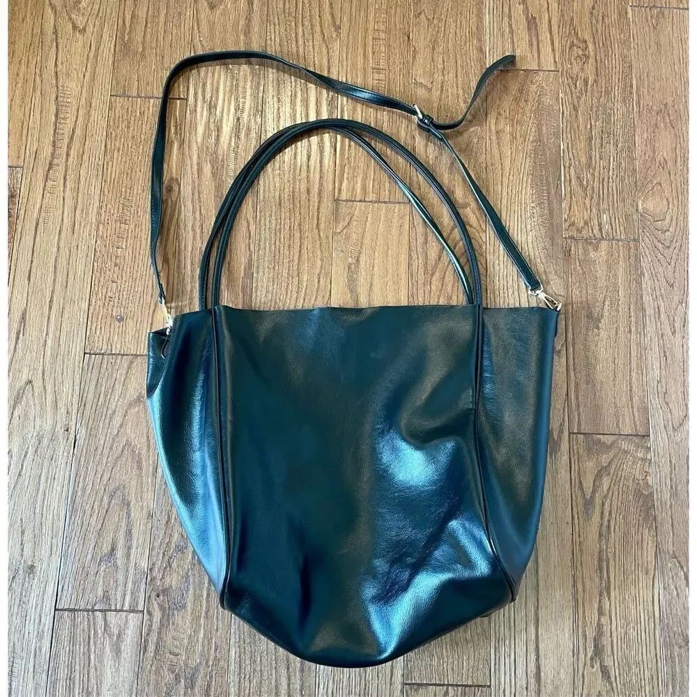 Black oversized tote bag with shoulder strap 15x14